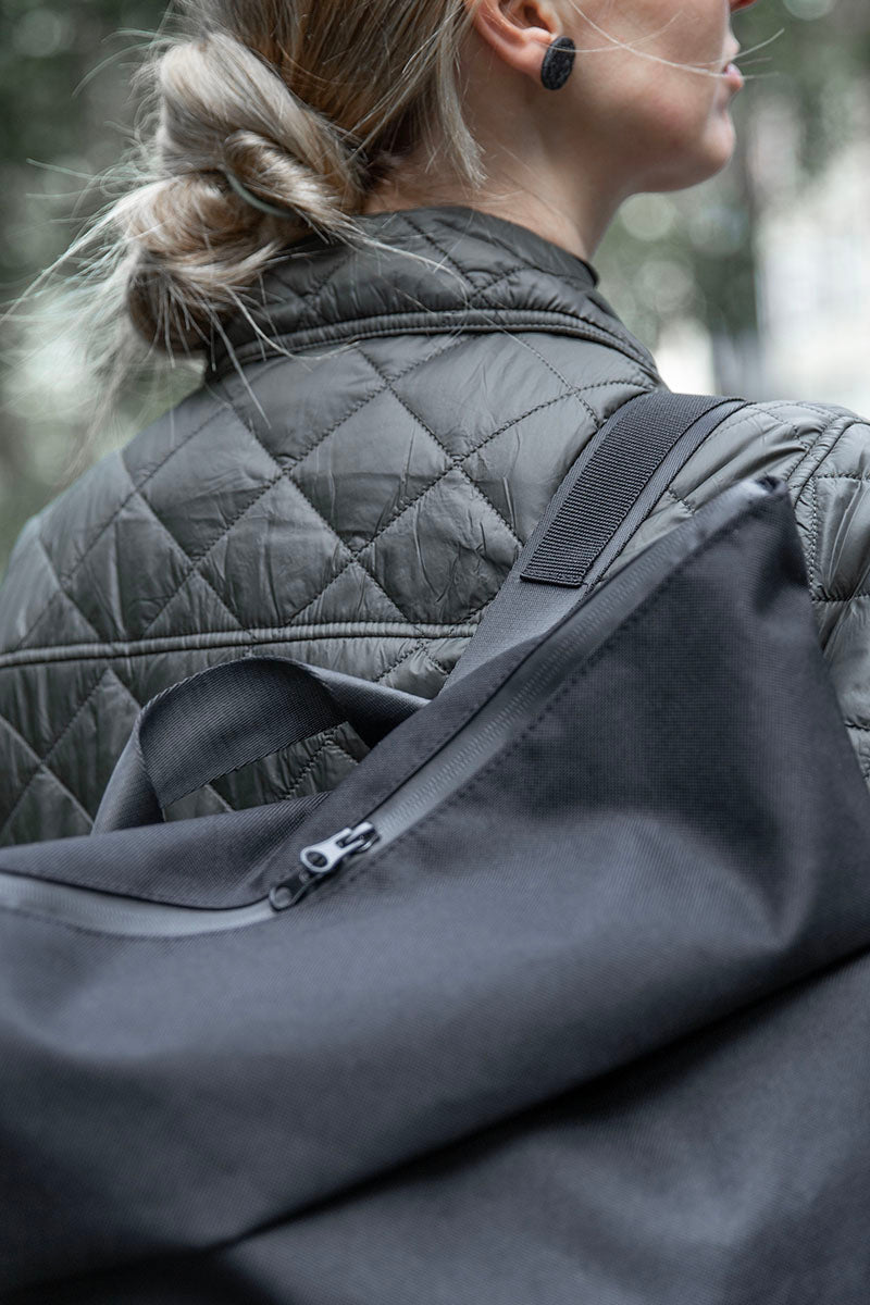 HØLAR Weatherproof Backpack