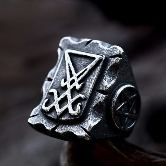 Punk Crack Distressed Ring