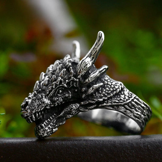 Punk Dragon Ring