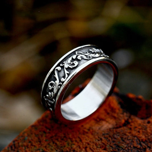 Punk Leaf Ring